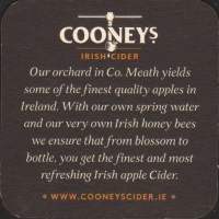 Bierdeckela-cooneys-1-zadek-small