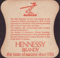 Pivní tácek a-hennessy-5