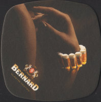 Pivní tácek bernard-82-zadek