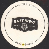 Pivní tácek east-west-1
