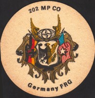 Pivní tácek giessener-46-zadek-small