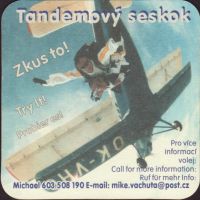 Pivní tácek ji-tandemovy-seskok-1-zadek